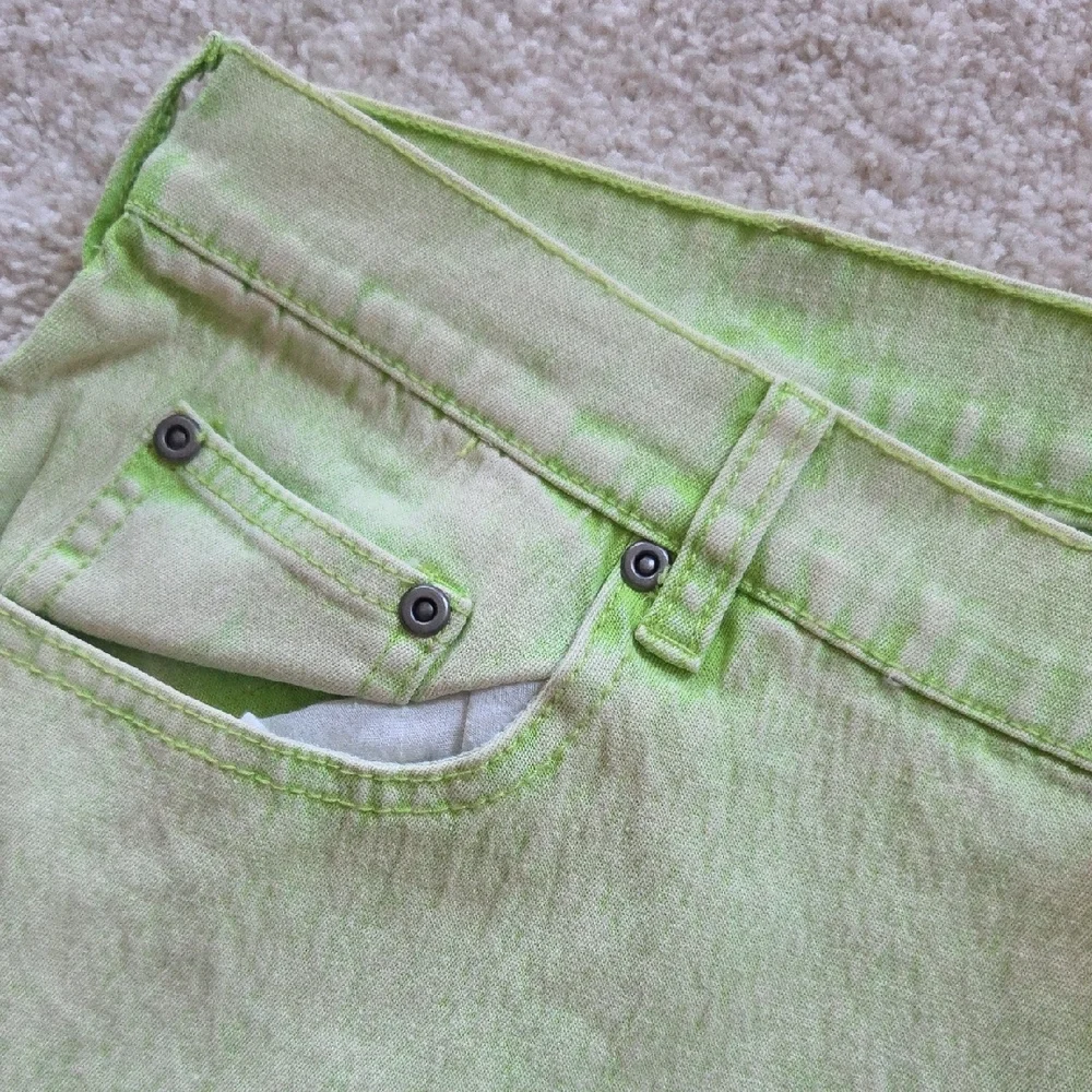 Diane Gilman Light Green Fabric Jeans With Decoration. - Picture 3 of 8